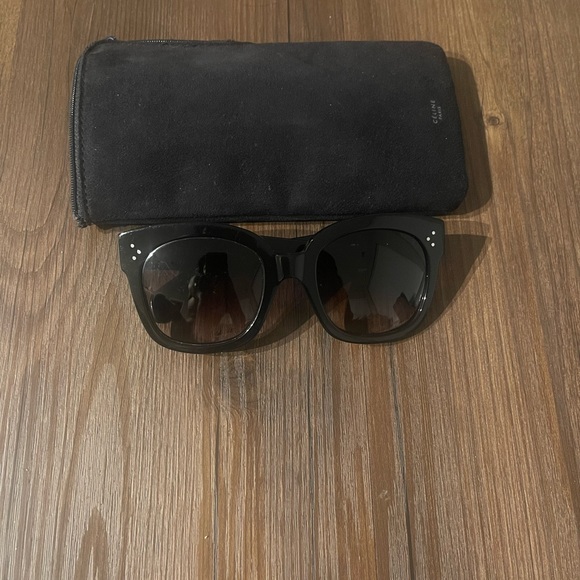 Oversized S002 Celine Sunglasses - Picture 4 of 7